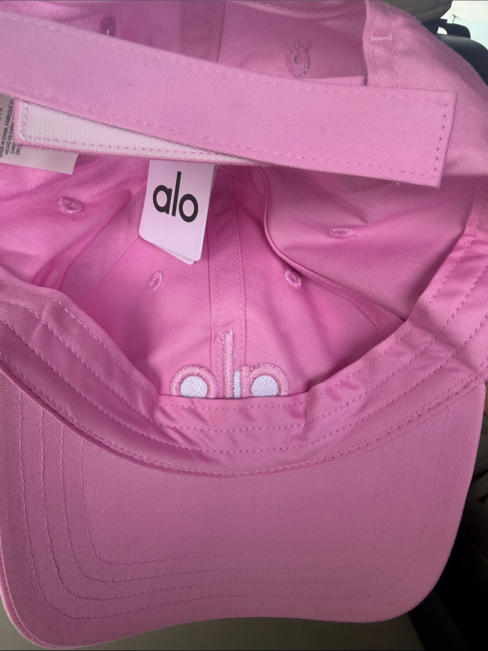 ALO Yoga Pink Logo Baseball Cap - Picture 4 of 4